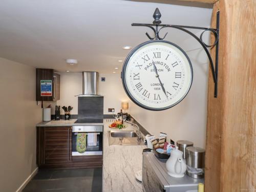 A szálláshely kívülről, The Nail Shed in Sawdon