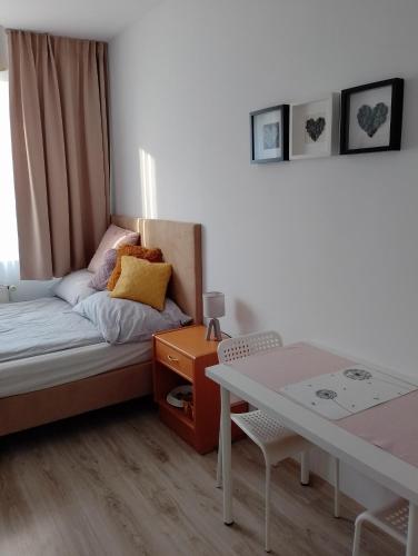 1 queen bed