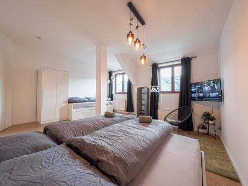 Rathausblick – Moderne Ferienwohnung mit 2 Schlafzimmern, Küche, Bad, Waschmaschine & Trockner mitten in der Innenstadt, Lipsko (fotografie 9)