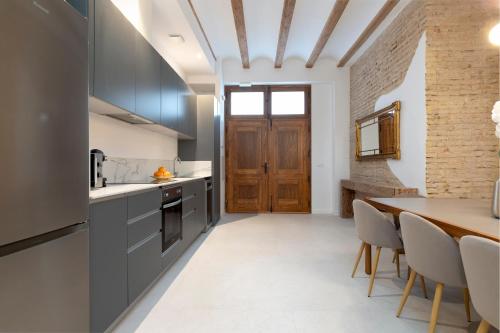 Two-Bedroom Apartment image 6