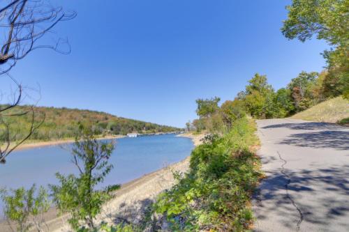 Secluded Vian Retreat Close to Tenkiller Lake