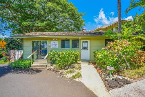 "Sunny Daze" Kapaa Sands 20 Ocean View