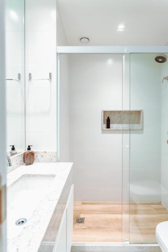 Bossa Design Apartments - Steps from Ipanema Beach, Rio de Janeiro (photo 3)