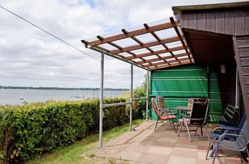 Ferienwohnung mit Garten und Sundblick in Altefähr, Deutschland