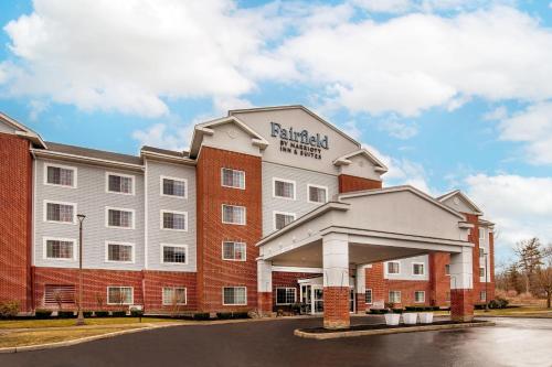 Fairfield Inn & Suites by Marriott Saratoga Malta in Malta, USA