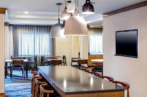 Fairfield by Marriott Inn & Suites Saratoga Malta - 편의 시설/서비스