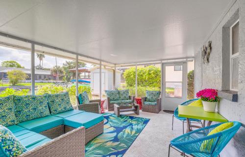 Dock, Kayaks & Bicycles: Crystal River Getaway!, Crystal River