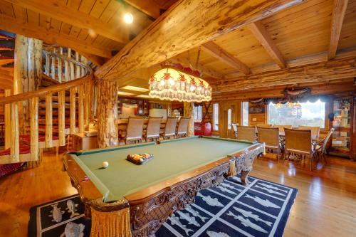 Luxurious Lakefront Villa in Bayfield Hike and Fish in Bayfield, USA