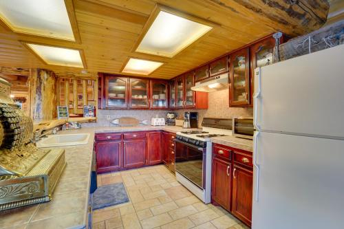 Luxurious Lakefront Villa in Bayfield Hike and Fish in Bayfield, USA
