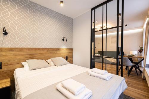 One-Bedroom Apartment image 10