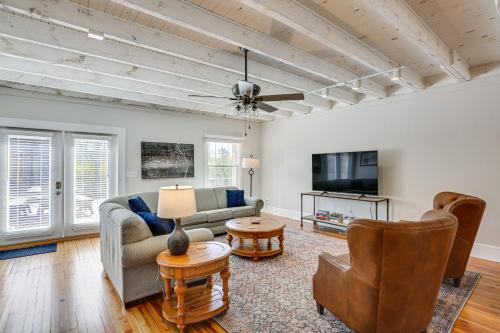 Walkable Main Street Blowing Rock Apartment! in Blowing Rock, Vereinigte Staaten von Amerika