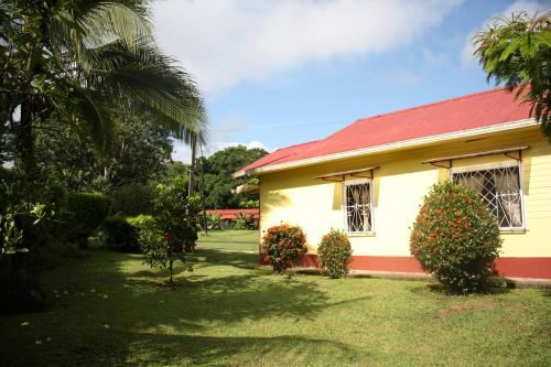 Casa Amarilla San Carlos