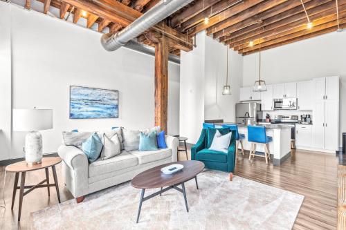 2BR Loft-Gated Parking-WD-P104 in Saint Louis, USA