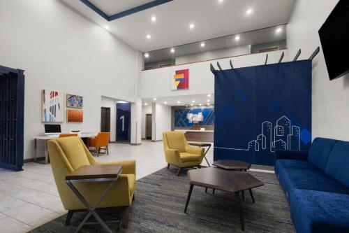 Holiday Inn Express Sebring By IHG - 숙소 외관