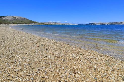 Apartments with a parking space Kolan, Pag - 16482