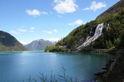 Skats, Fjordhytte-4 nahe Trolltunga, Hardanger, direkt am Maurangerfjord in besonders attraktiver Umgebung in Bakka