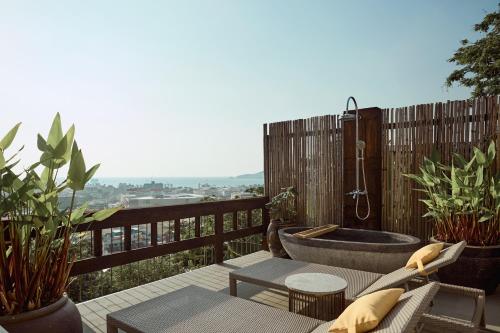 Utsikt, Dinso Resort & Villas Phuket, Vignette Collection by IHG in Patong
