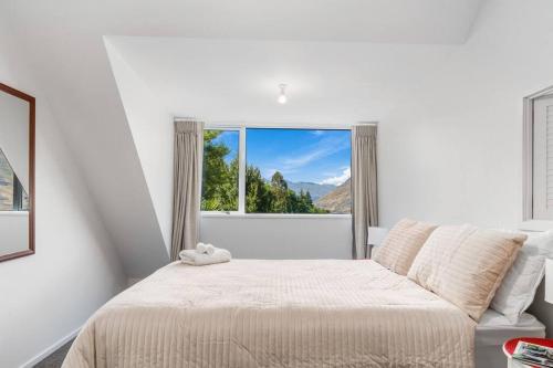 Arawata Alpine Escape