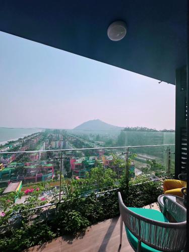 Flamingo Ibiza Hải Tiến in Thanh Hoá / Sầm Sơn Beach