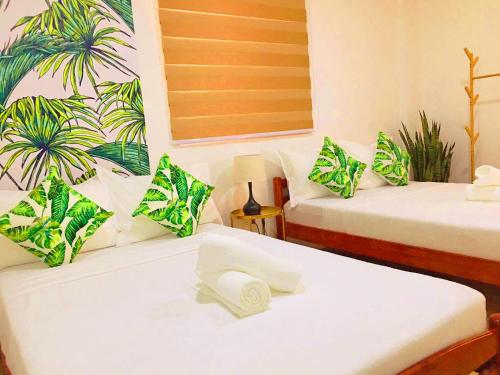 2 double beds
