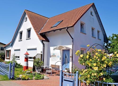 Ferienwohnungen in Baabe beim Fischer 384m von Bahnhof entfernt