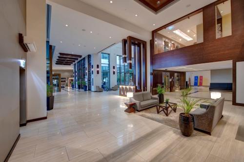 Lobby, Metropolitan Hotel Dubai in Jumeirah Beach