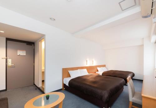 Deluxe Twin Room image 3