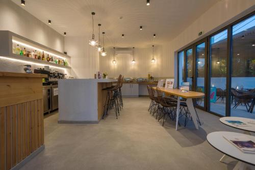 Restaurant, SERENITY LUXURY HOTEL AGRILIA in Laganas