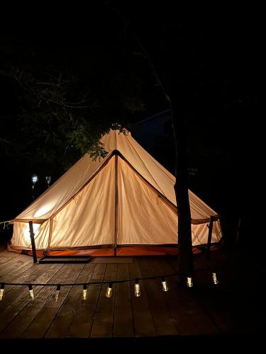 . Glamping Cisnadioara