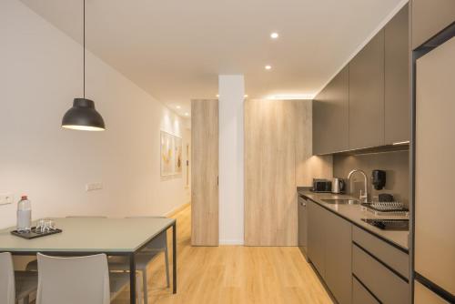 Mon Suites Jardín de Ayora (Mon Suites Jardin de Ayora) in 카민스 알 그라우