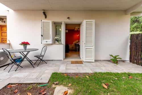 Superior One-Bedroom Apartment with Balcony