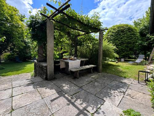 Casa d'epoca con giardino 5 min da Locarno