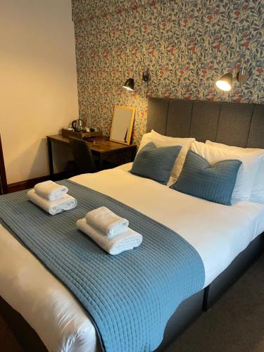 1 queen bed