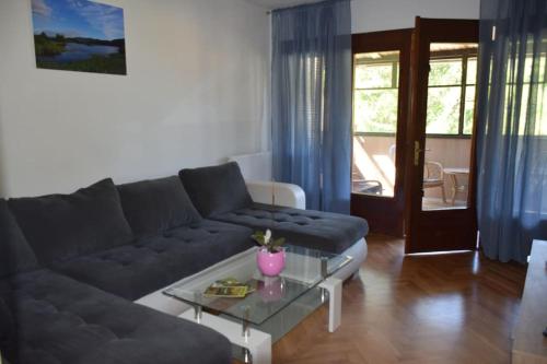 Apartma podeželje (Apartma podezelje) in Grahovo