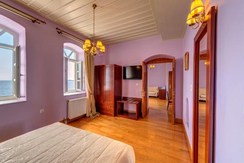 Apollonion Palace - image 3