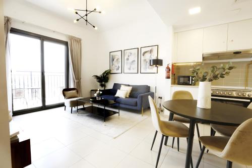 Brown Stone Holiday Homes Hayat Blvd - image 7