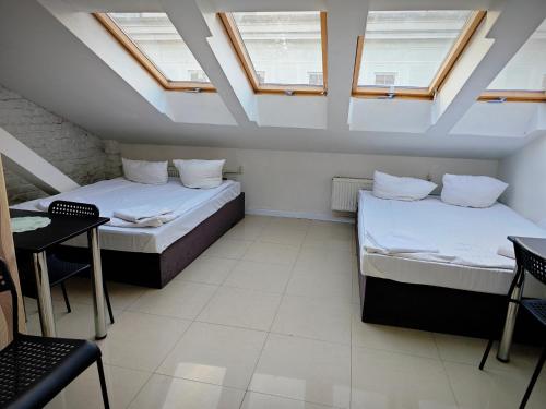 Attic Studio - image 4