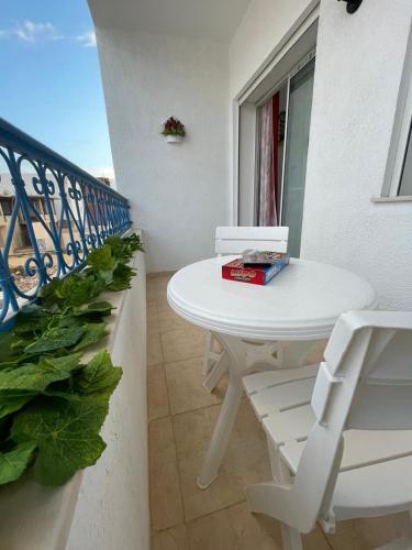 House of Roses - Diar Laila, Ezzahra Plage in Ezzahra (Bin `Arus)