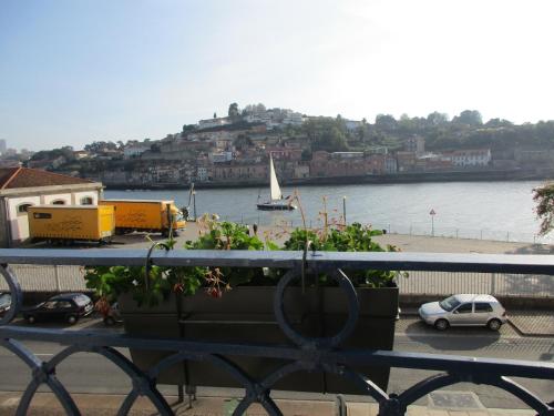 Happy Porto Hostel & Apartments in Porto