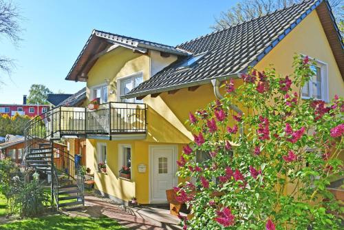 Exterior view, Ferienwohnungen Familie Dinda in Ostseebad Baabe