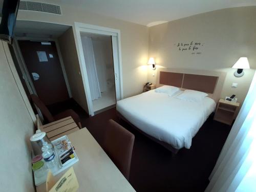 1 queen bed