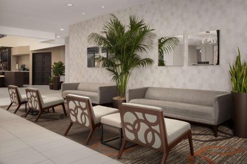 Embassy Suites La Quinta Hotel & Spa in La Quinta, USA