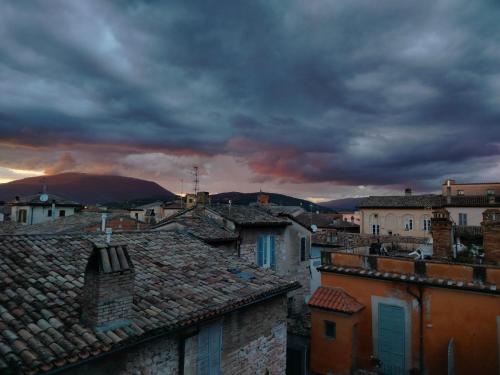 Il cielo in una stanza in Foligno