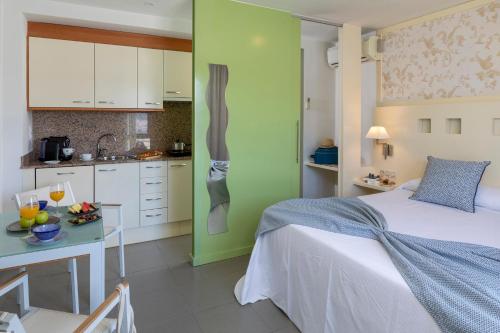 Habitación cuádruple, ducha