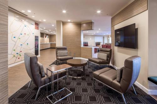 TownePlace Suites by Marriott Cleveland - image 11