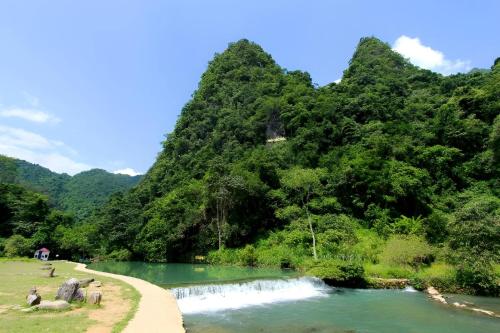 Mai Anh Homestay in Truong Ha