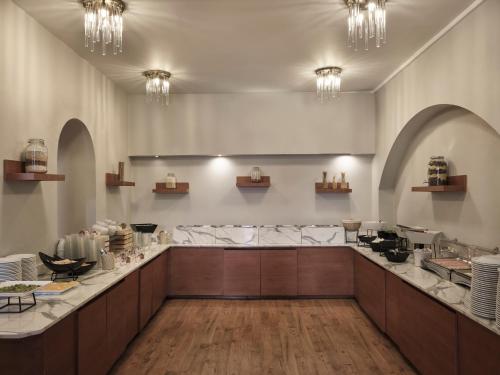 Candia Hotel - image 13