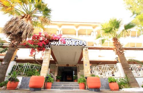 Myra Hotel - image 12