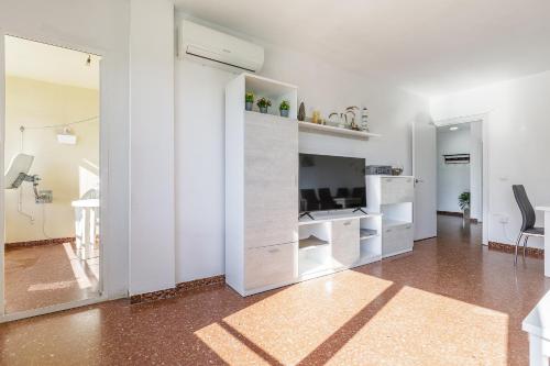 Apartment with View image 10