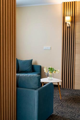 Aqua Hotel - image 3